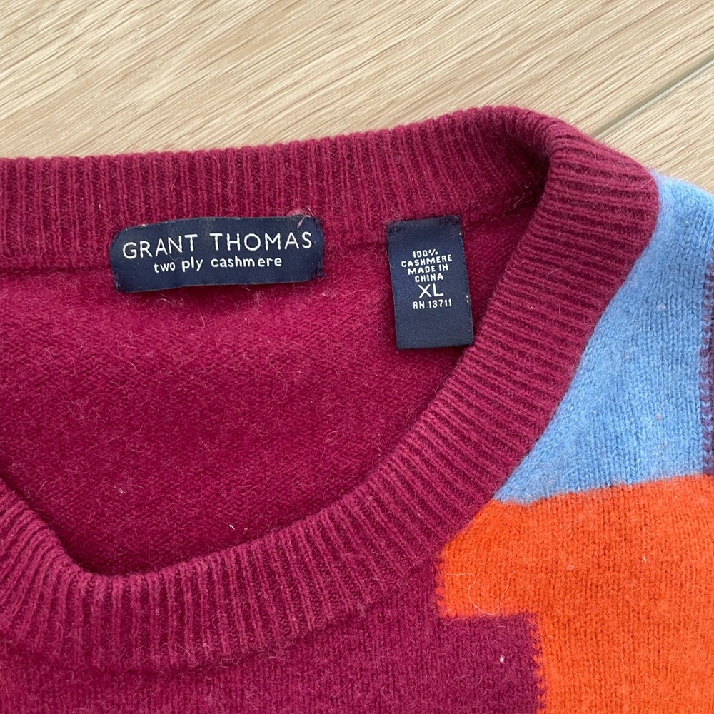 Cashmere Colorful Geometric Pattern Sweater - Picture 3 of 4